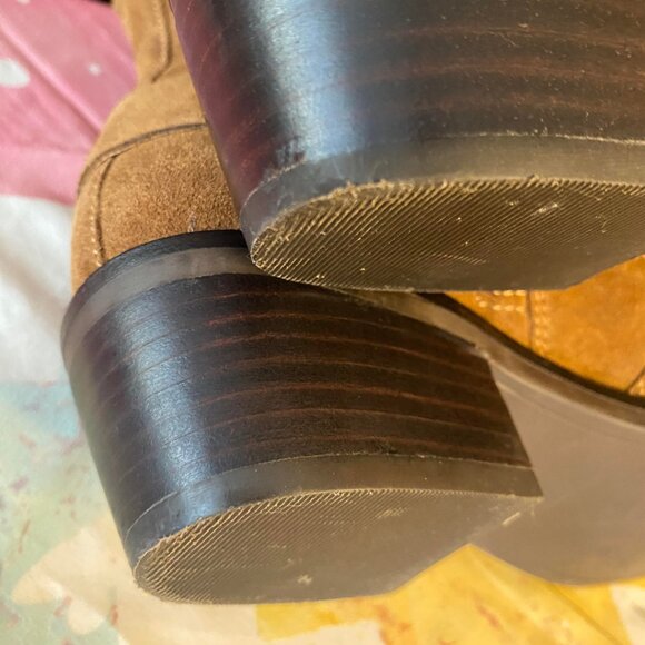 DKNY Suede Western Boots sz8 - Picture 9 of 9